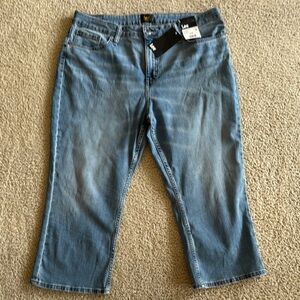 Lee Fundamental Mid Rise Denim Crop Jeans Capris sz 18M NWT